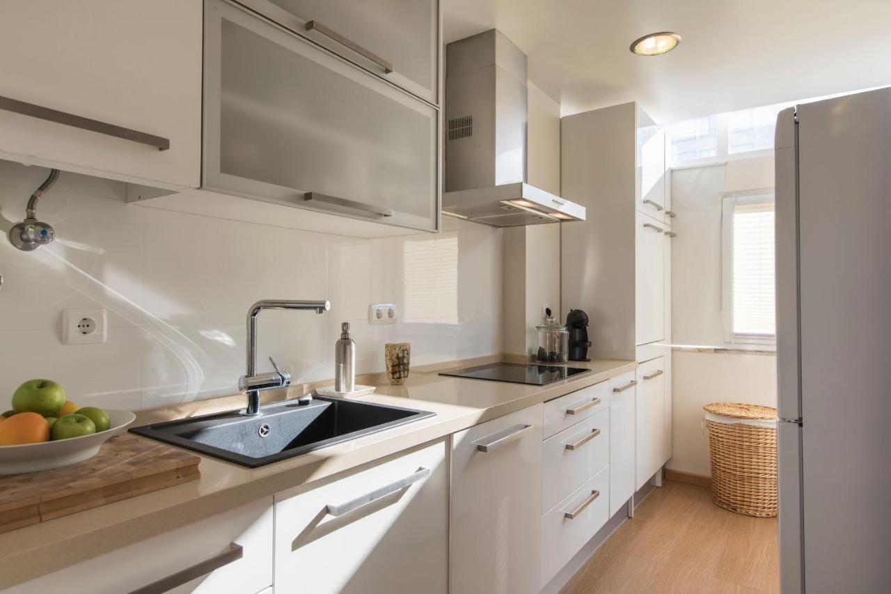 LovelyStay - 2 Bedroom Belem Wonder Lissabon Exterior foto